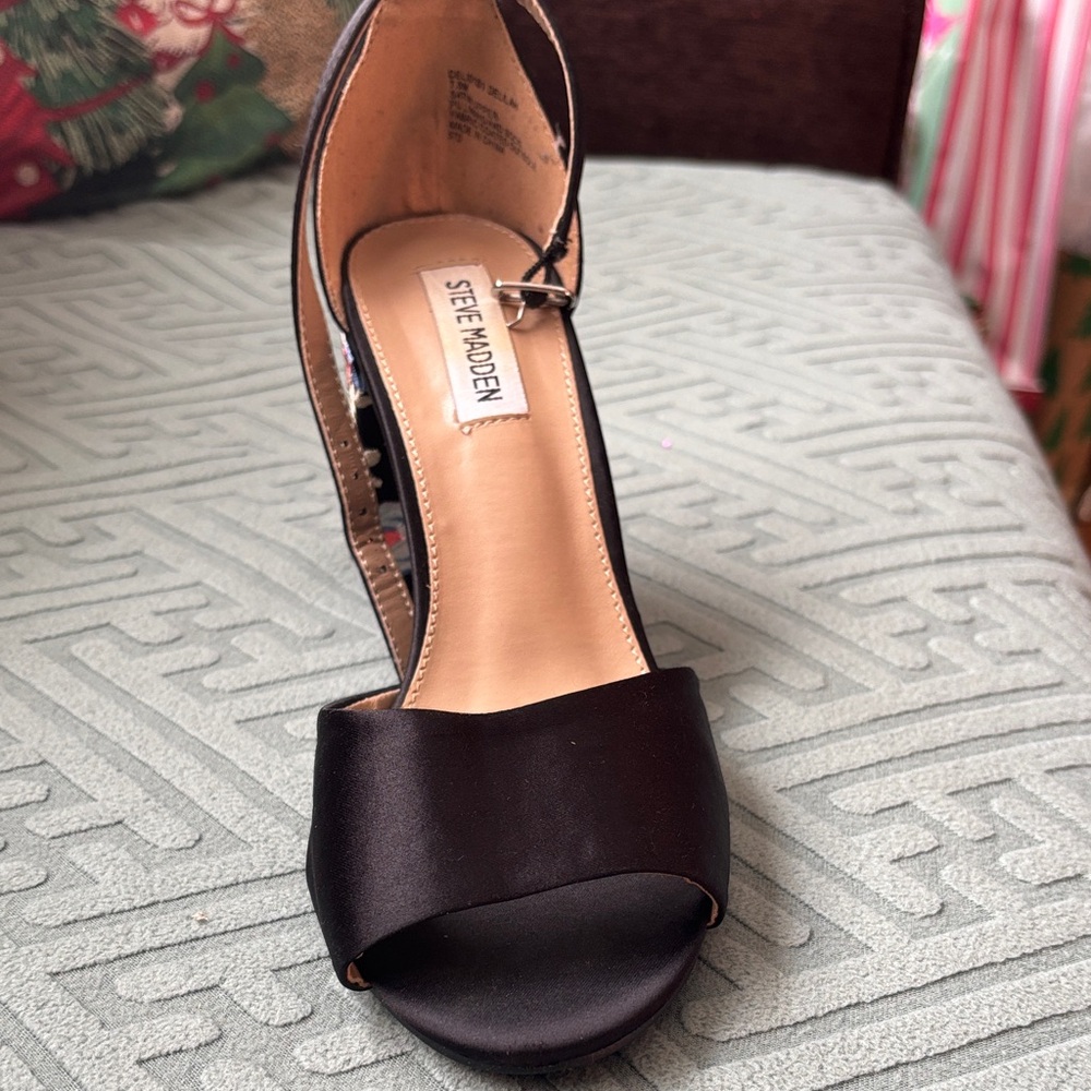 Steve Madden Black Satin Heels